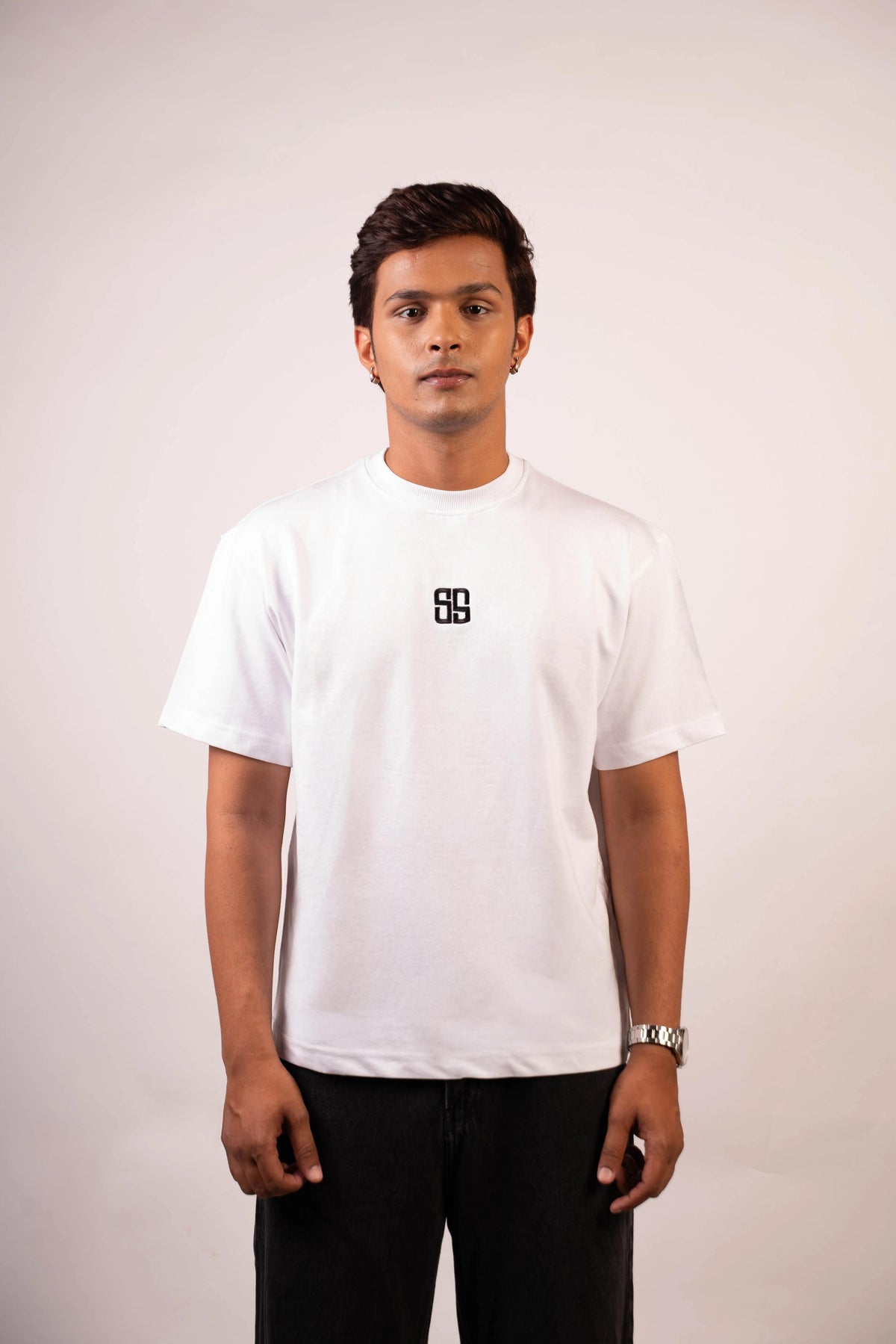 Bright White | Pantone 11-0601 TPX