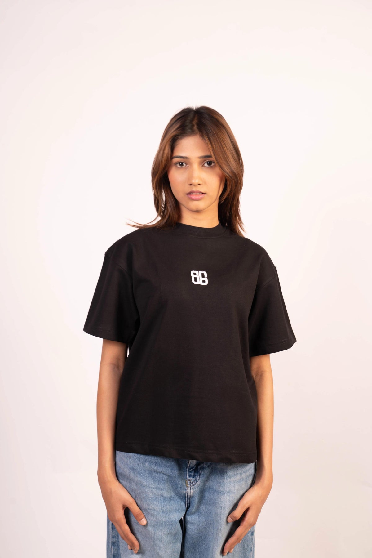 Obsidian Black | Pantone 426 U