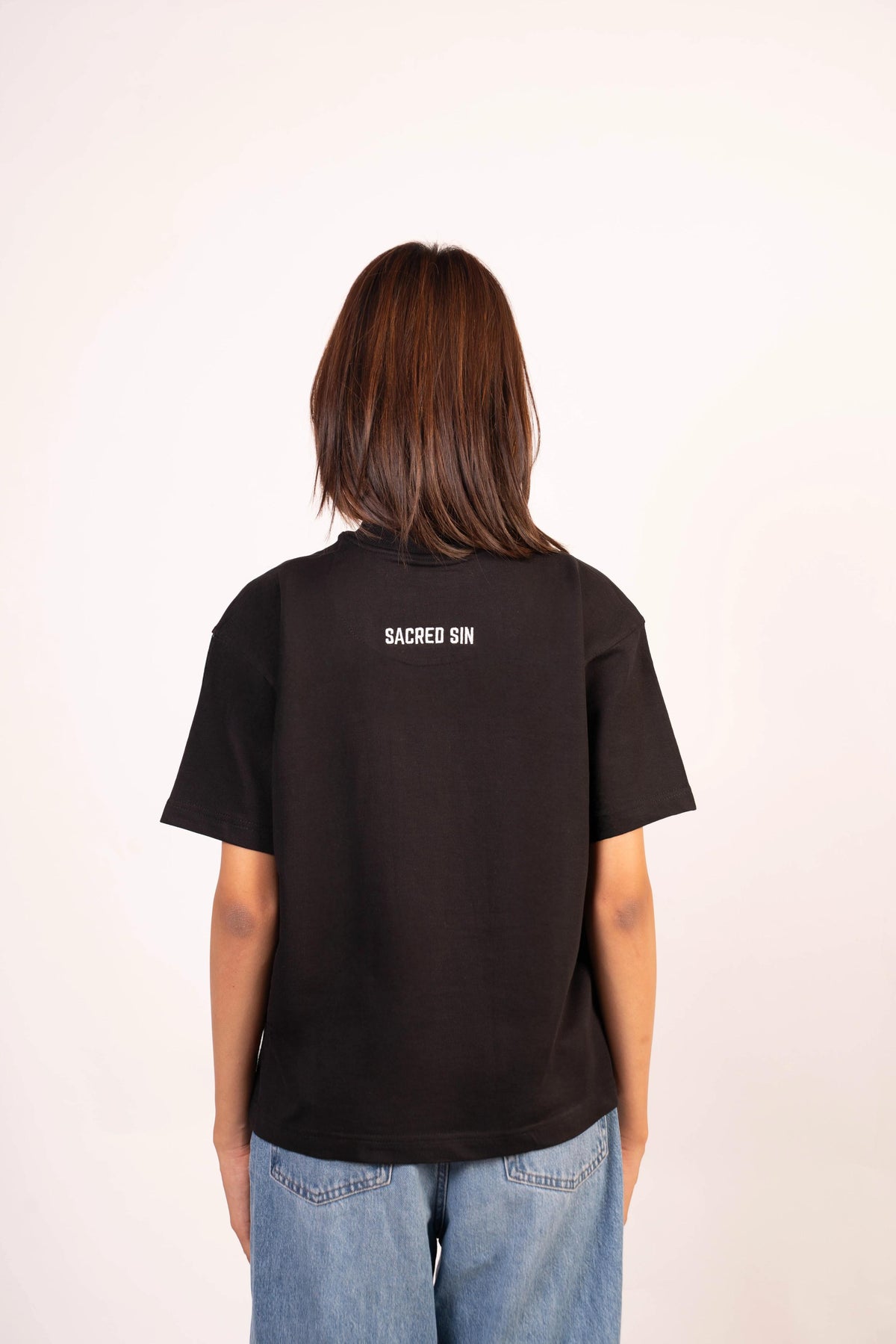 Obsidian Black | Pantone 426 U